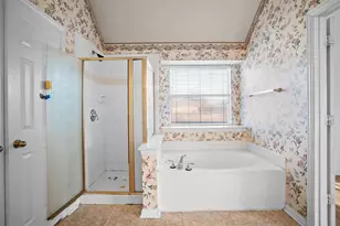 1801 Flatwood Dr, Flower Mound, TX 75028 - Photo 23