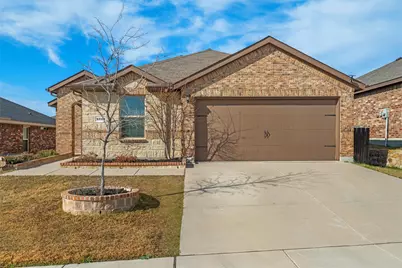 9245 Herringbone Drive, Fort Worth, TX 76131 - Photo 3