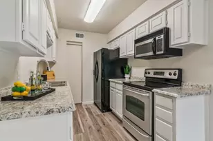 352 W Harwood Rd, Hurst, TX 76054 - Photo 11