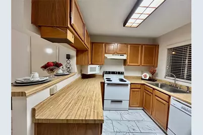 625 Carriagehouse #G 1, Garland, TX 75040 - Photo 9