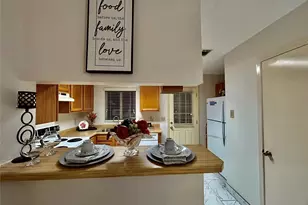 625 Carriagehouse, Garland, TX 75040 - Photo 7