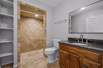 9101 Midway Drive, Woodway, TX 76712 - Photo 21