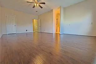 422 W Oak St, Weatherford, TX 76086 - Photo 17