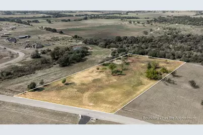 430 Hill Valley Drive, Stephenville, TX 76401 - Photo 3