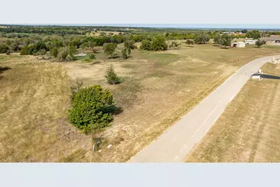 430 Hill Valley Drive, Stephenville, TX 76401 - Photo 17