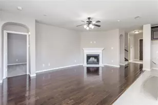 1939 Sunny Side Dr, Little Elm, TX 75068 - Photo 3