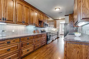 4402 Running Brook Dr, Rowlett, TX 75088 - Photo 9