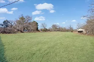 4970 Farm Road 79, Paris, TX 75460 - Photo 17