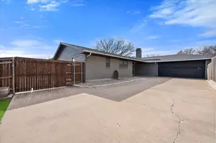 3712 Lawndale Ave, Fort Worth, TX 76133 - Photo 3