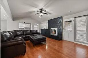 3712 Lawndale Ave, Fort Worth, TX 76133 - Photo 11