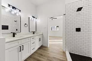 1279 Bonham St, Paris, TX 75460 - Photo 9