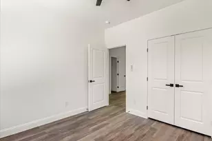 5915 Black Pine Cir, Granbury, TX 76048 - Photo 15