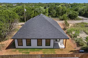 5915 Black Pine Cir, Granbury, TX 76048 - Photo 23