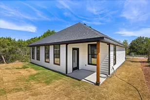 5915 Black Pine Cir, Granbury, TX 76048 - Photo 21