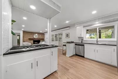 1701 Royal Oaks Drive, Waco, TX 76710 - Photo 15