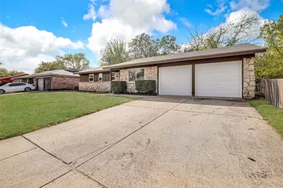 909 Kelley Drive, Everman, TX 76140 - Photo 3