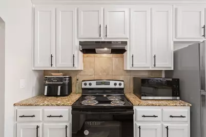 187 Ashland Drive, Woodway, TX 76712 - Photo 11