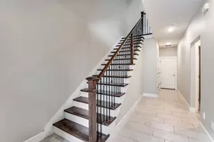 8233 Laflin Ln, Dallas, TX 75231 - Photo 3