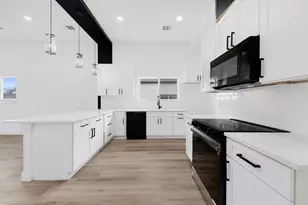 1269 Bonham St, Paris, TX 75460 - Photo 5