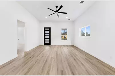 1269 Bonham Street, Paris, TX 75460 - Photo 3