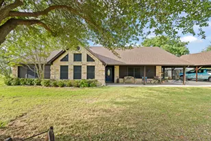 1366 Hcr 1414, Covington, TX 76636 - Photo 1