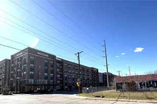 1001 Singleton Blvd, Dallas, TX 75212 - Photo 1