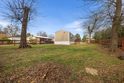 307 Saint Joseph Street, Athens, TX 75751 - Photo 27