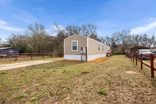 307 St Joseph St, Athens, TX 75751 - Photo 5