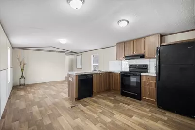 307 Saint Joseph Street, Athens, TX 75751 - Photo 11