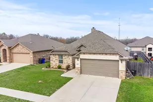 260 Marina Dr, Azle, TX 76020 - Photo 29