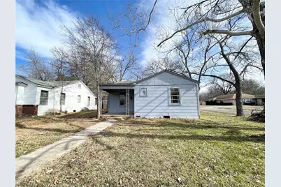 1061 19th Street SE, Paris, TX 75460 - Photo 1