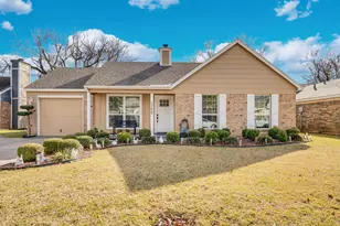 1702 Fieldstone Ct, Arlington, TX 76018 - Photo 1