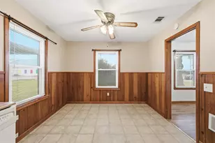 307 Playdium Dr, West, TX 76691 - Photo 7