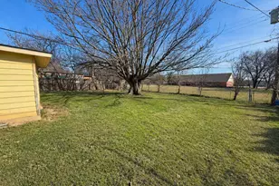 4408 McKibben St, Haltom City, TX 76117 - Photo 9