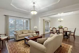 2831 Kate Ln, Grand Prairie, TX 75052 - Photo 7