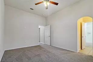 2831 Kate Ln, Grand Prairie, TX 75052 - Photo 31