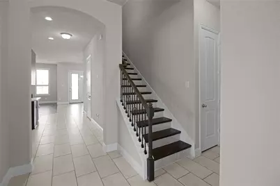 7203 Fallen Crest Lane, Arlington, TX 76001 - Photo 9