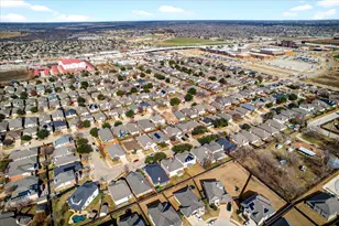 1709 Ringtail Dr, Little Elm, TX 75068 - Photo 33