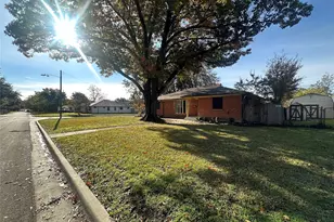 2424 Dorrington Dr, Dallas, TX 75228 - Photo 1