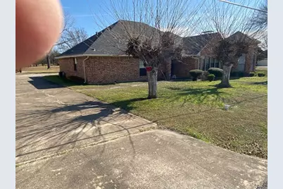 2314 Rogers Avenue, Lancaster, TX 75134 - Photo 3