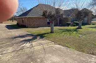 2314 Rogers Ave, Lancaster, TX 75134 - Photo 3