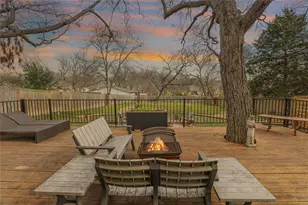 207 S College St, McKinney, TX 75069 - Photo 3