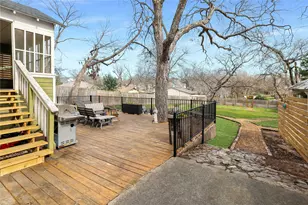 207 S College St, McKinney, TX 75069 - Photo 5