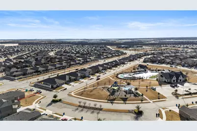 16032 Farringdon Street, Fort Worth, TX 76052 - Photo 3