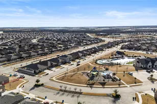 16032 Farringdon St, Fort Worth, TX 76052 - Photo 3