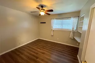 1213 Idlewood Dr, Sherman, TX 75092 - Photo 11