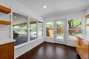 2625 Old Oaks Dr, Waco, TX 76710 - Photo 13