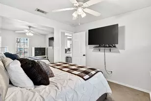 1001 S 4th St, Bonham, TX 75418 - Photo 15