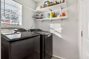 1001 S 4th St, Bonham, TX 75418 - Photo 13