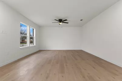 8124 Burroaks Drive, Dallas, TX 75217 - Photo 5